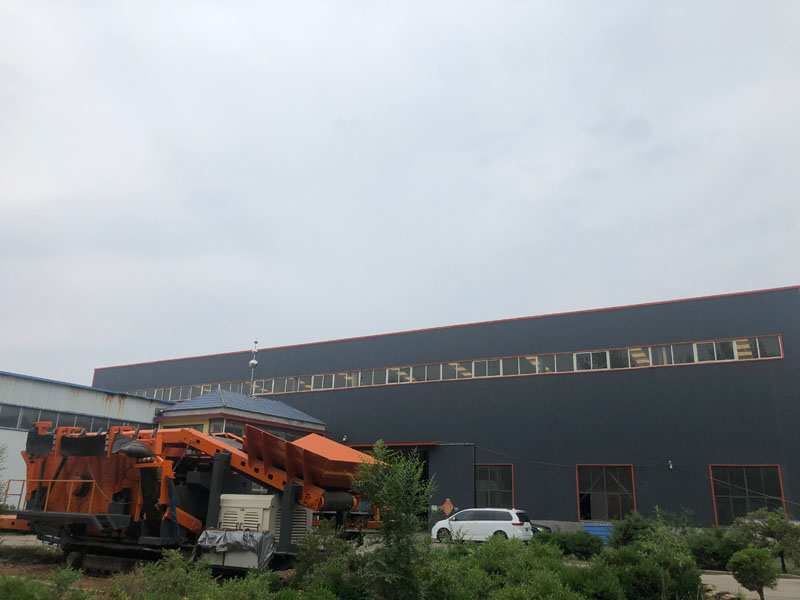 移動(dòng)破碎機(jī)廠家