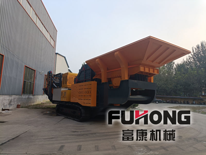 移動式破碎站9.13 (8).jpg 移動式破碎站9.13 (8).jpg